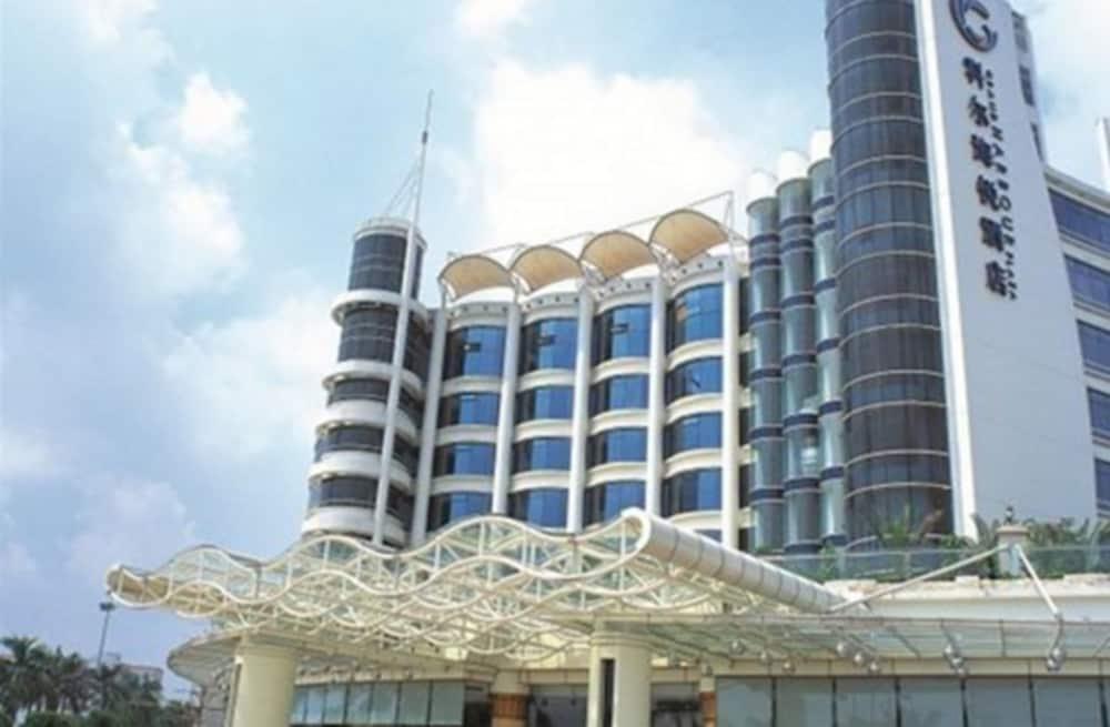 The Royal Marina Plaza Hotel Canton Extérieur photo