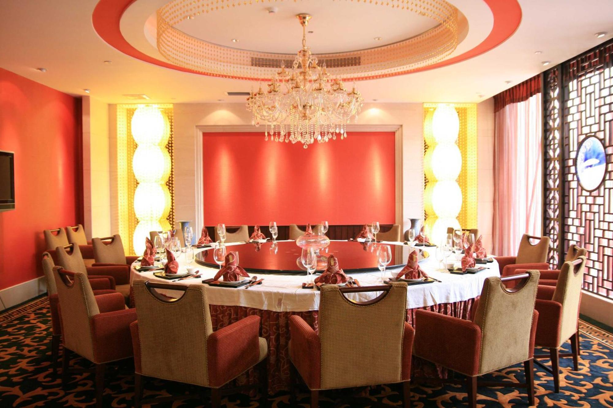 The Royal Marina Plaza Hotel Canton Extérieur photo