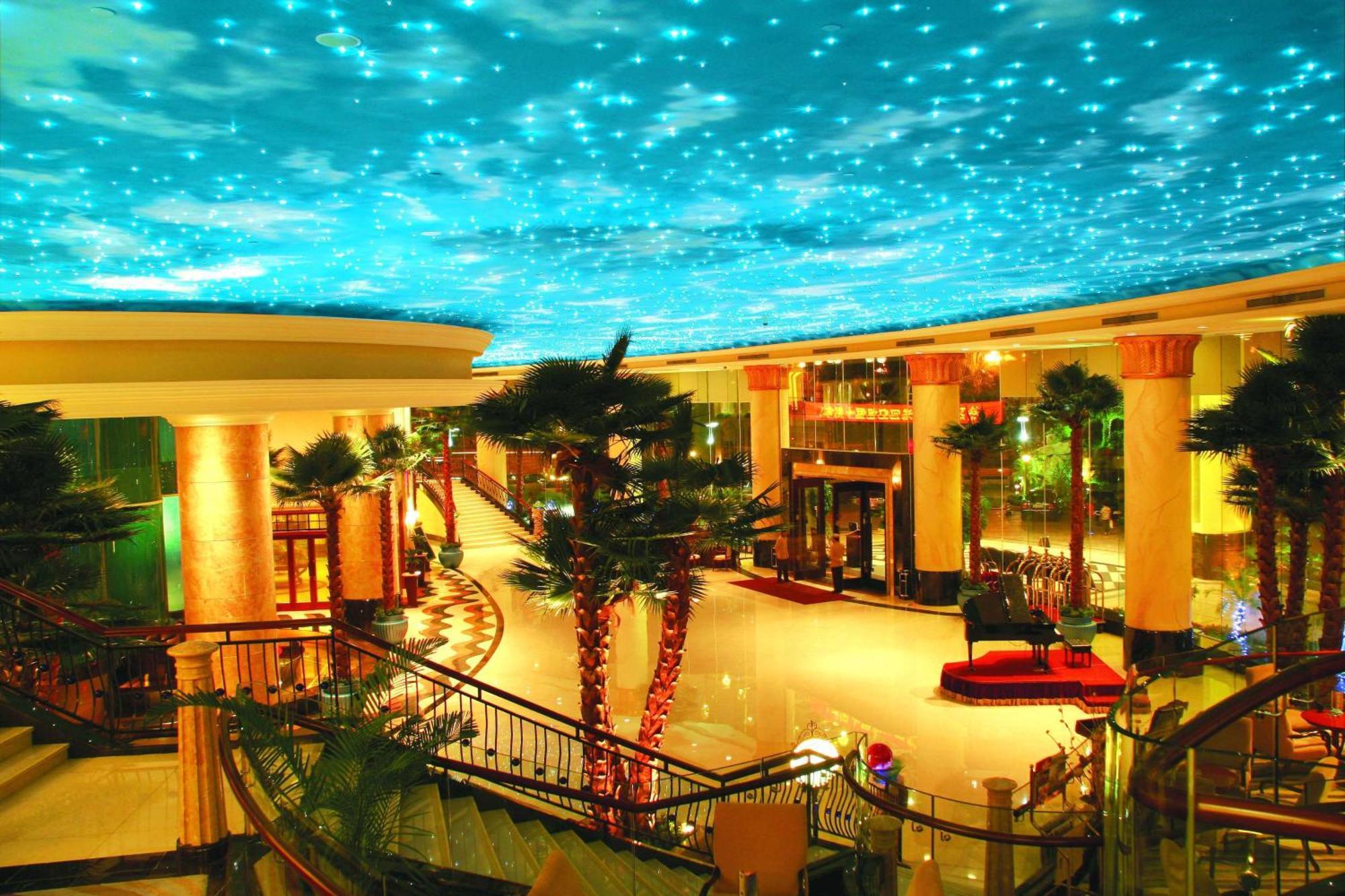 The Royal Marina Plaza Hotel Canton Intérieur photo