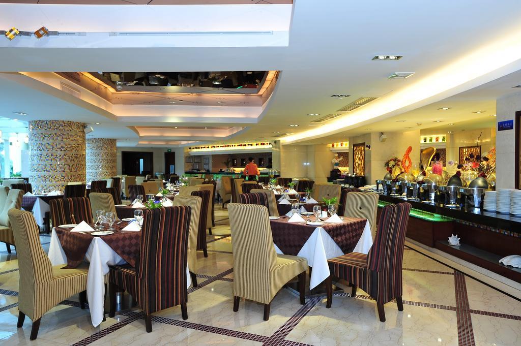 The Royal Marina Plaza Hotel Canton Extérieur photo