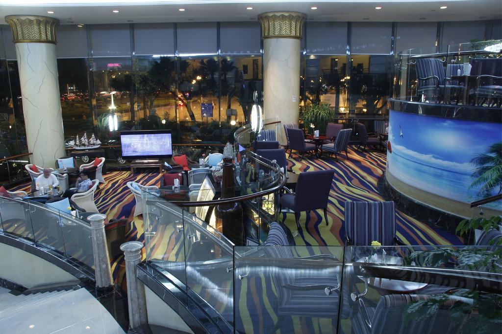 The Royal Marina Plaza Hotel Canton Extérieur photo